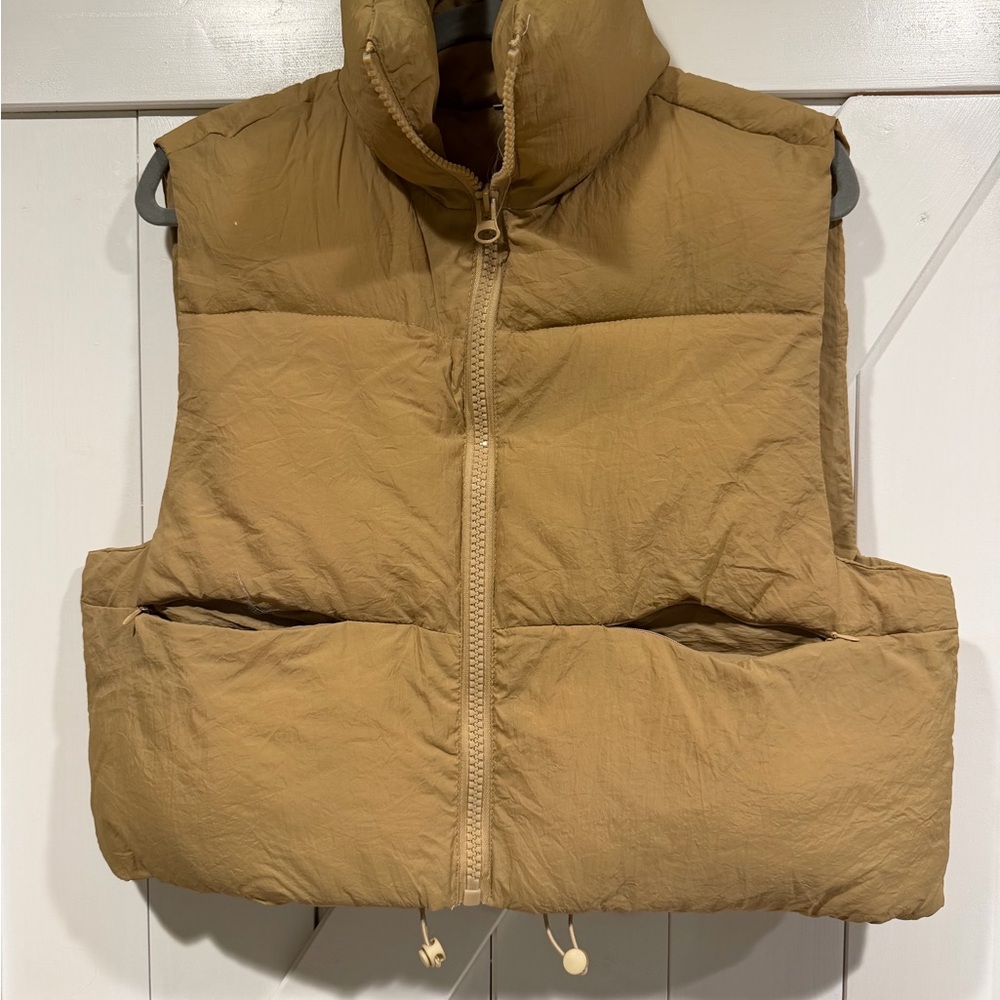 Zara Tan Puffer Vest / hard to find amazing color size M